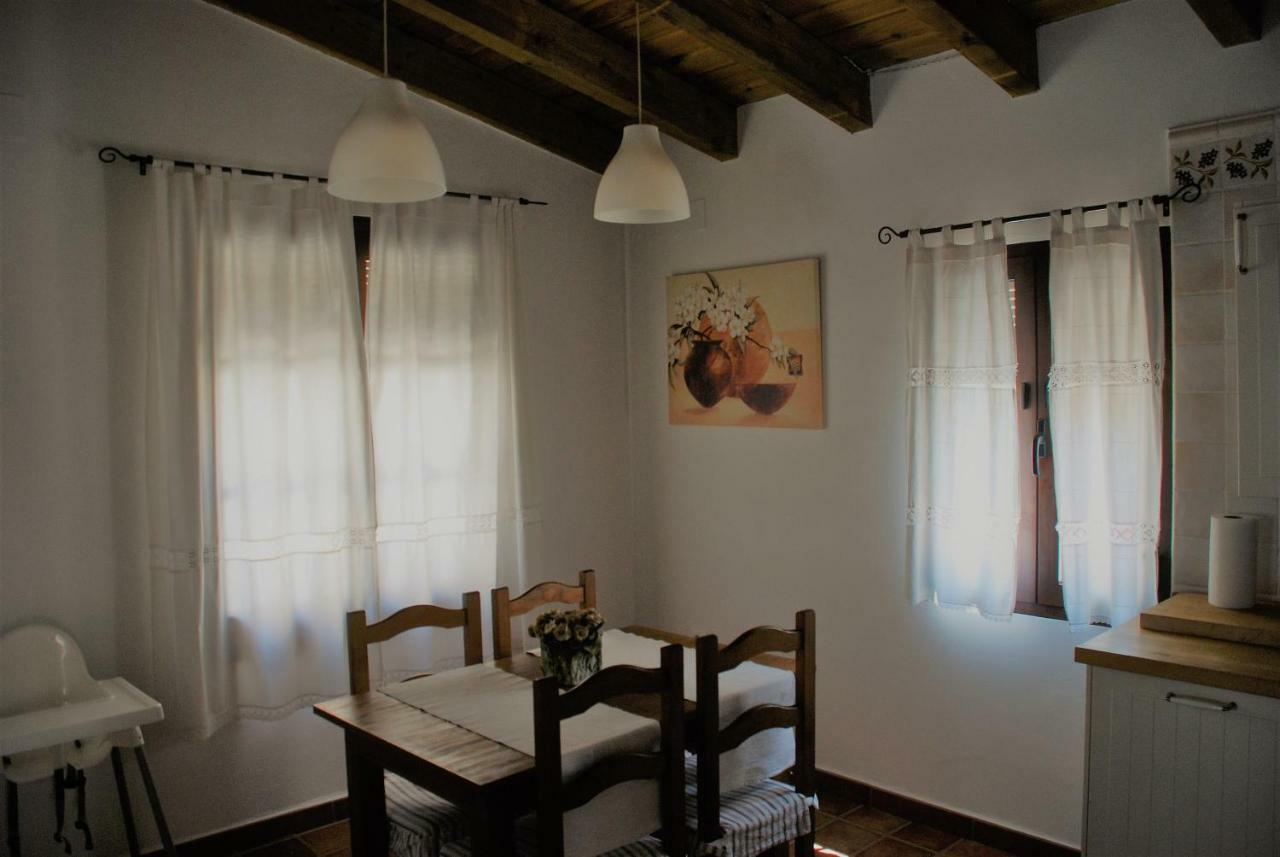 Casa Rural La Torre Альмонастер-ла-Реаль Экстерьер фото
