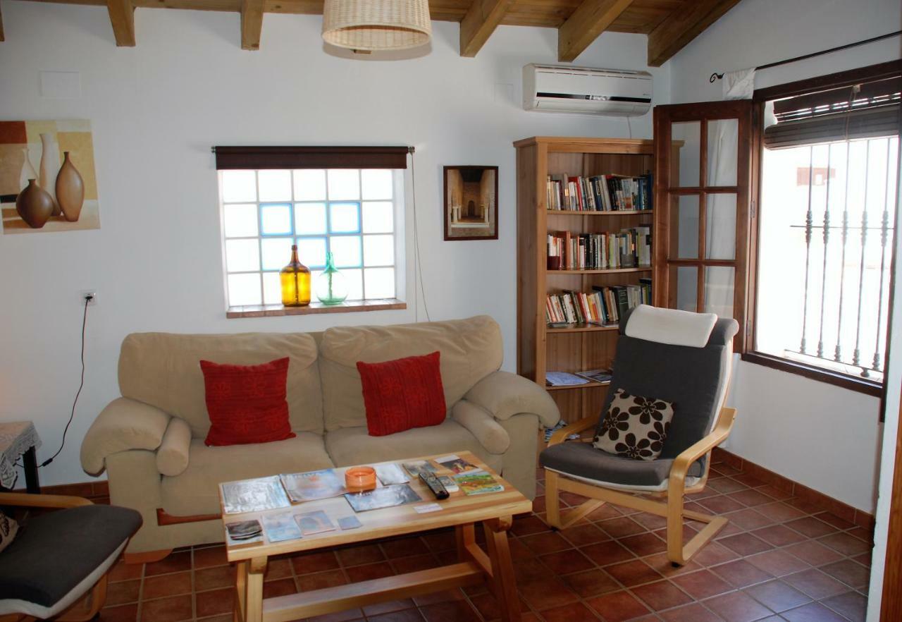 Casa Rural La Torre Альмонастер-ла-Реаль Экстерьер фото